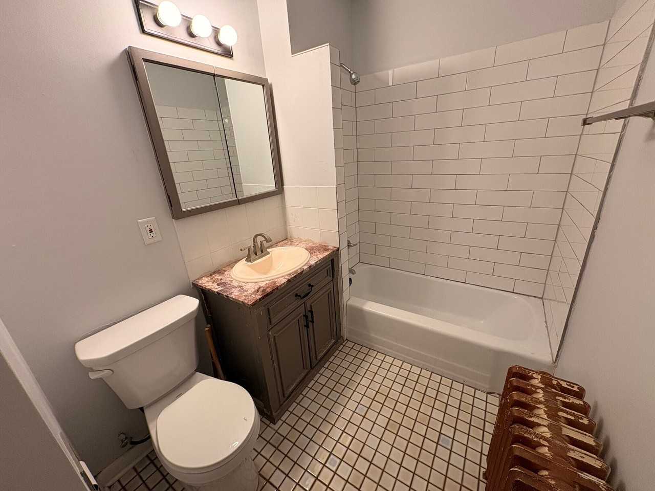 2424 5th St Ne Lowr - Photo 7 of 18