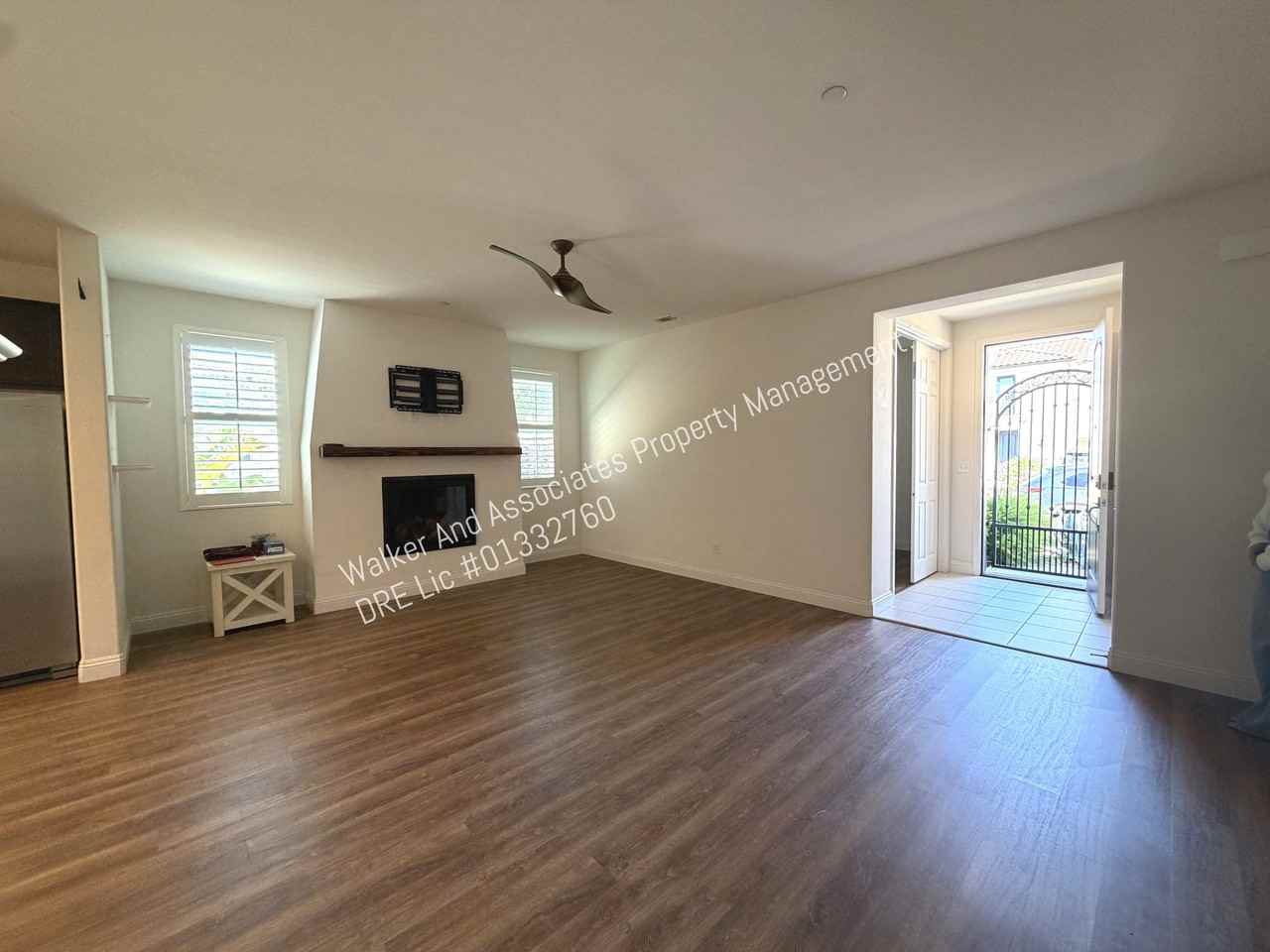 4464 Lazo Dr #1 - Photo 4 of 26