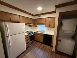 featured image of 3517 Ivy Commons Dr