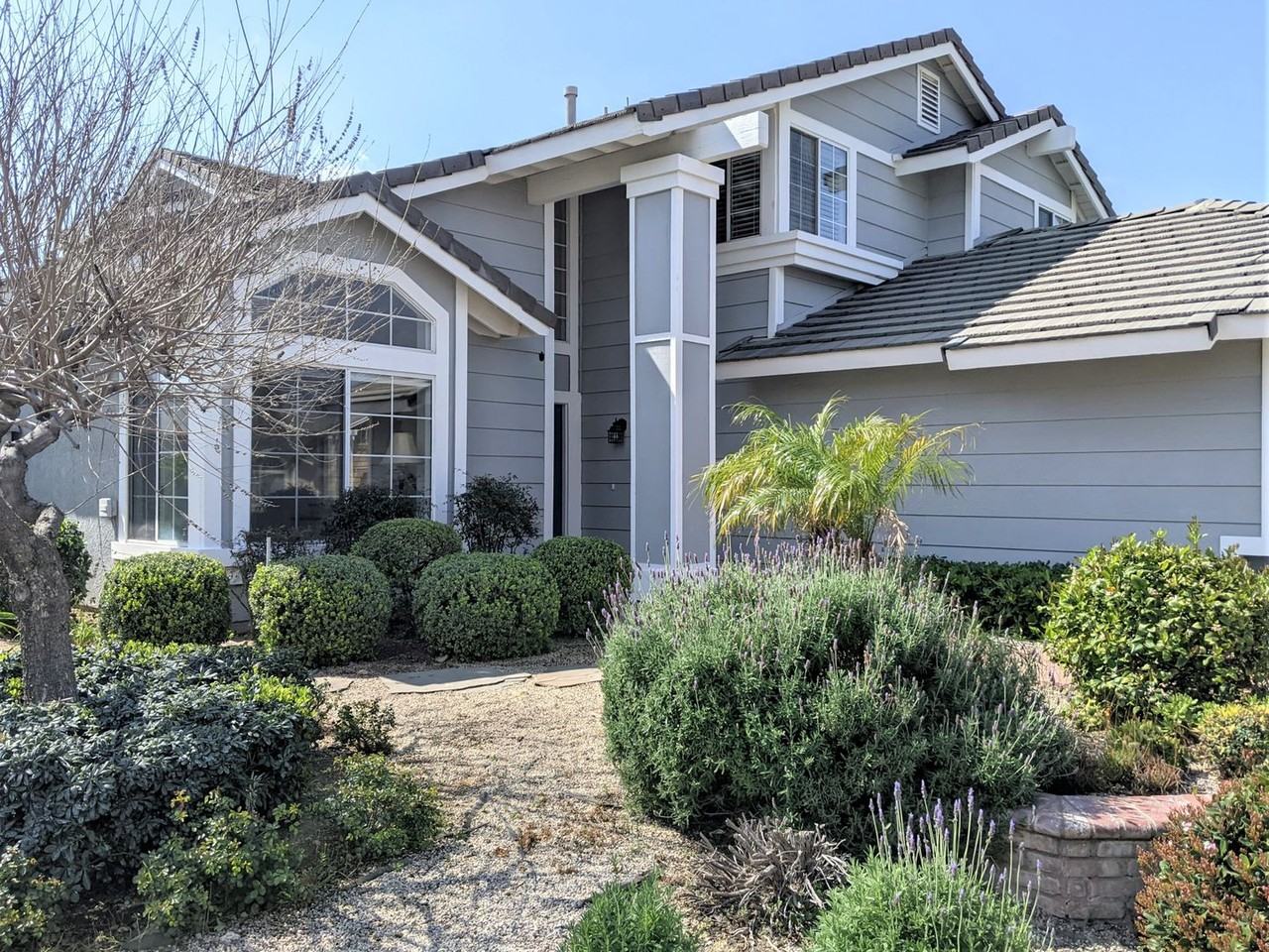 15073 Cornflower Ct - Photo 2 of 27