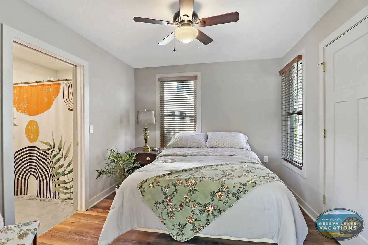 922 Sage St - Photo 5 of 11