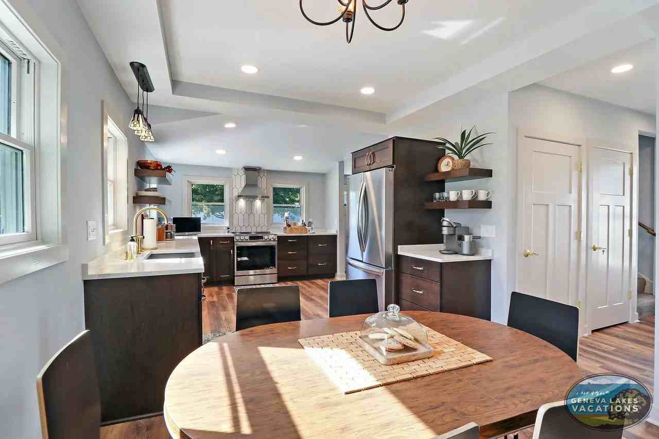 922 Sage St - Photo 6 of 11