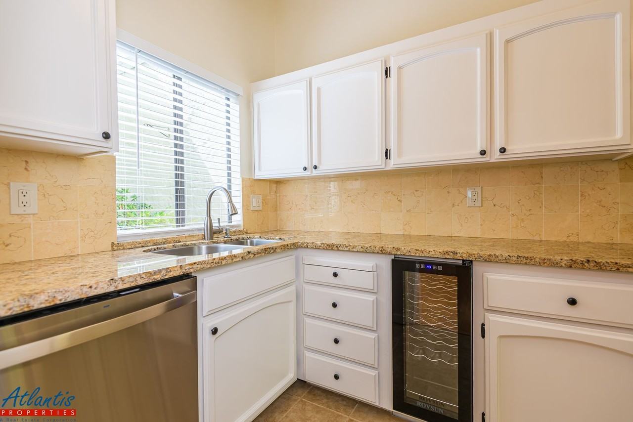 4015 Villa Vis - Photo 6 of 22