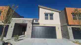 5673 5673 S WeehawkenLane - Photo 1 of 1