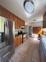 221 N Commonwealth Ave - Photo 1 of 1
