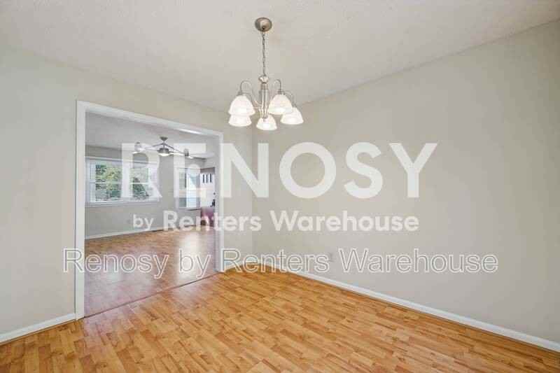 548 Colony Rd - Photo 6 of 34