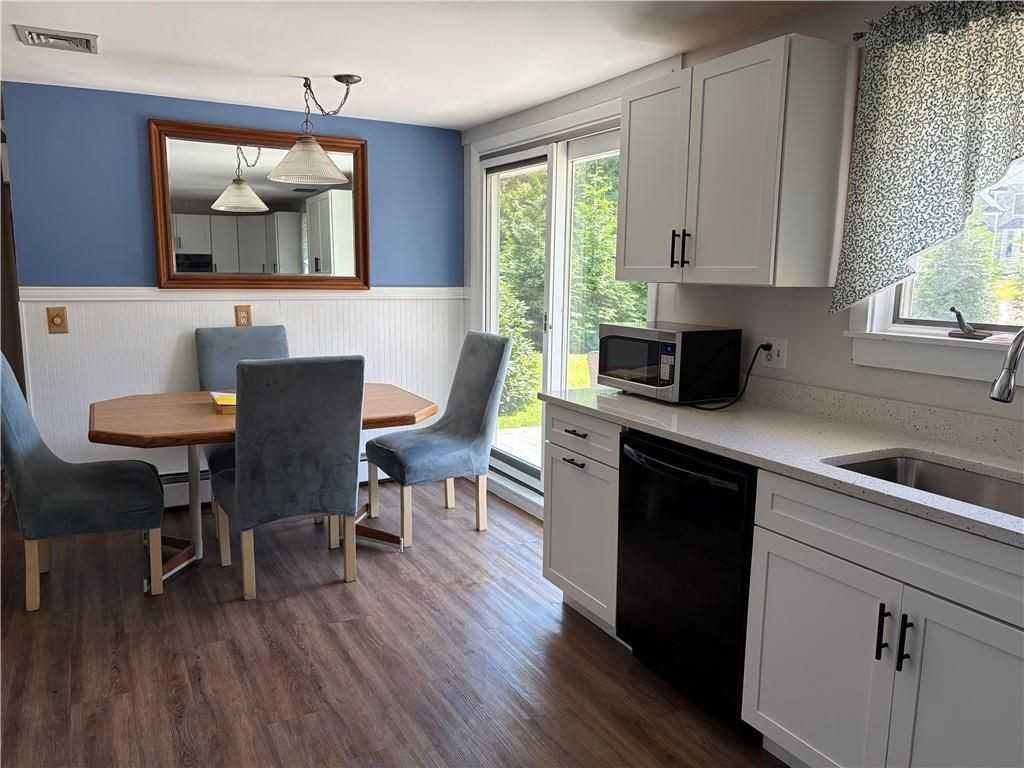 144 S Pier Rd - Photo 4 of 13