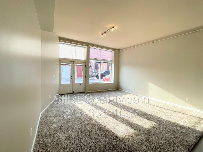 119 Blow St - Photo 2 of 9