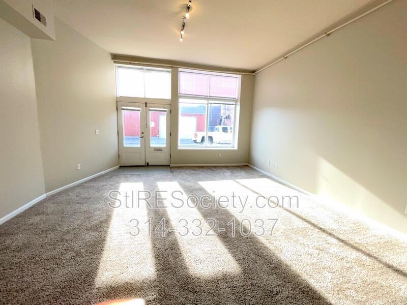 119 Blow St - Photo 5 of 9