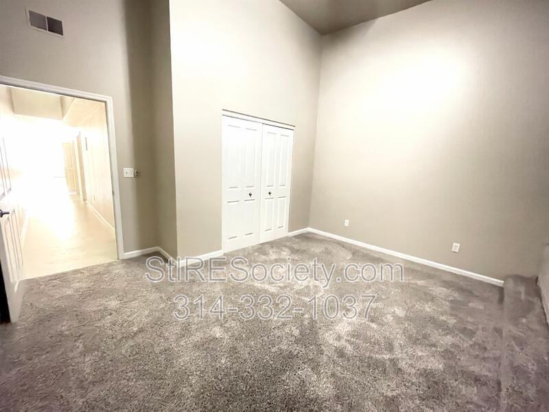 119 Blow St - Photo 7 of 9