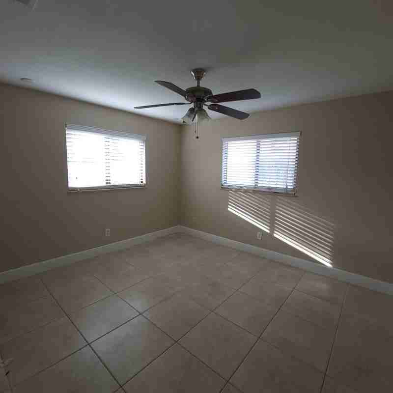 500 Sw 6th Ave - Photo 5 of 8