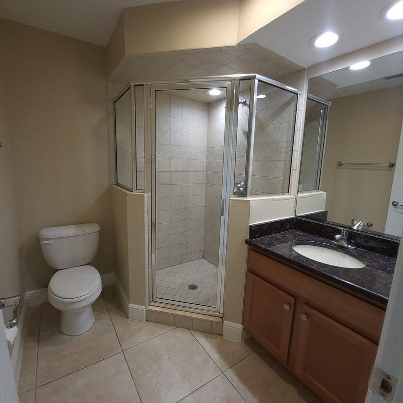 500 Sw 6th Ave - Photo 6 of 8
