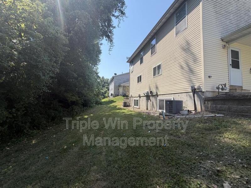 224 Diekamp Ln - Photo 4 of 37