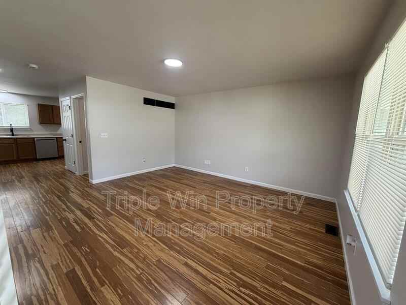 224 Diekamp Ln - Photo 6 of 37