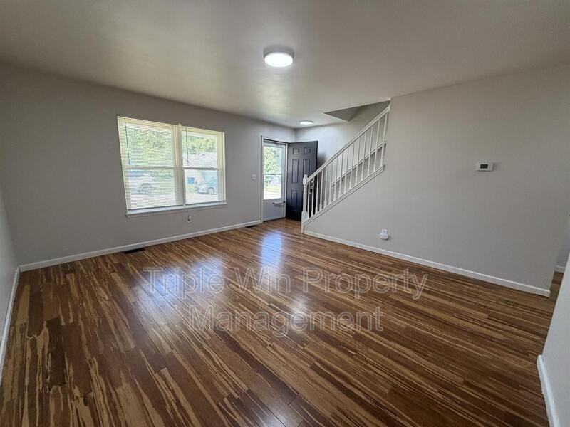 224 Diekamp Ln - Photo 7 of 37
