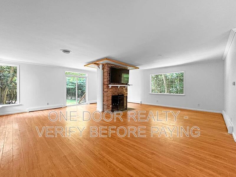 712 Powell St - Photo 2 of 31
