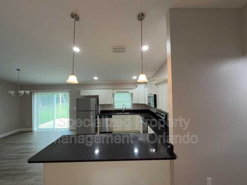 2854 W Edison Pl - Photo 4 of 14