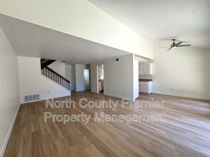 2995 Lexington Cir - Photo 5 of 34