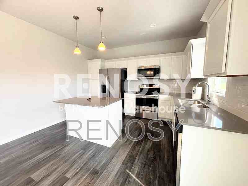 16620 Oakwood Dr - Photo 7 of 14