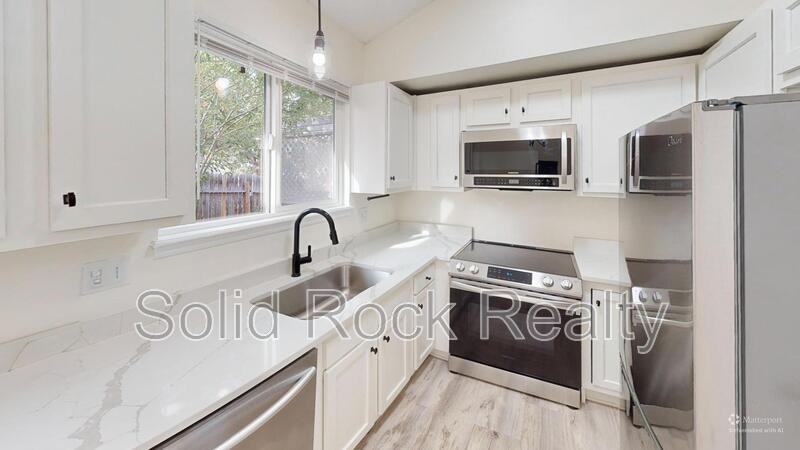 6620 Montarbor Dr - Photo 4 of 21