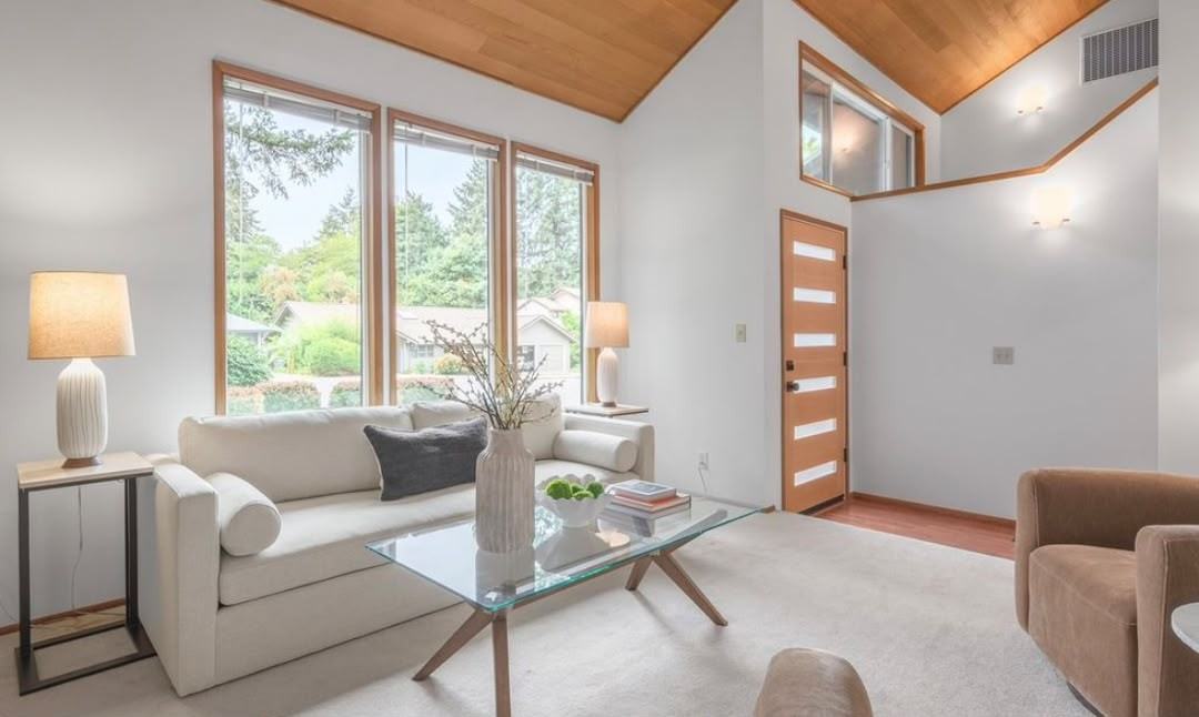 1878 Russet Drive - Photo 4 of 42