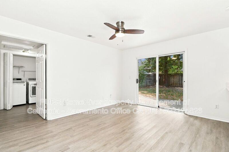 2224 Glacier Dr - Photo 6 of 25