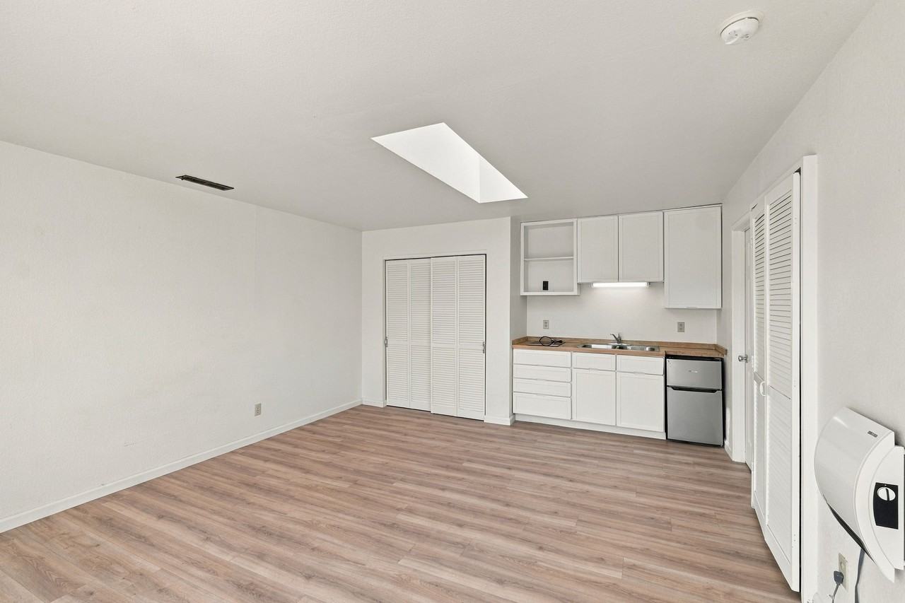 249 Arroyo Seco - Photo 5 of 20