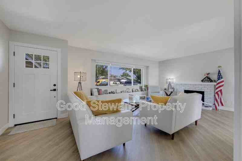 5154 Merrill Ave - Photo 5 of 33