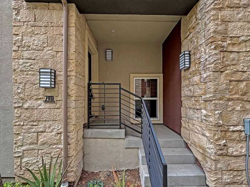 7911 Modern Oasis Dr - Photo 2 of 35