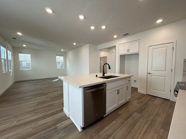 14545 Southpointe Dr - Photo 5 of 37