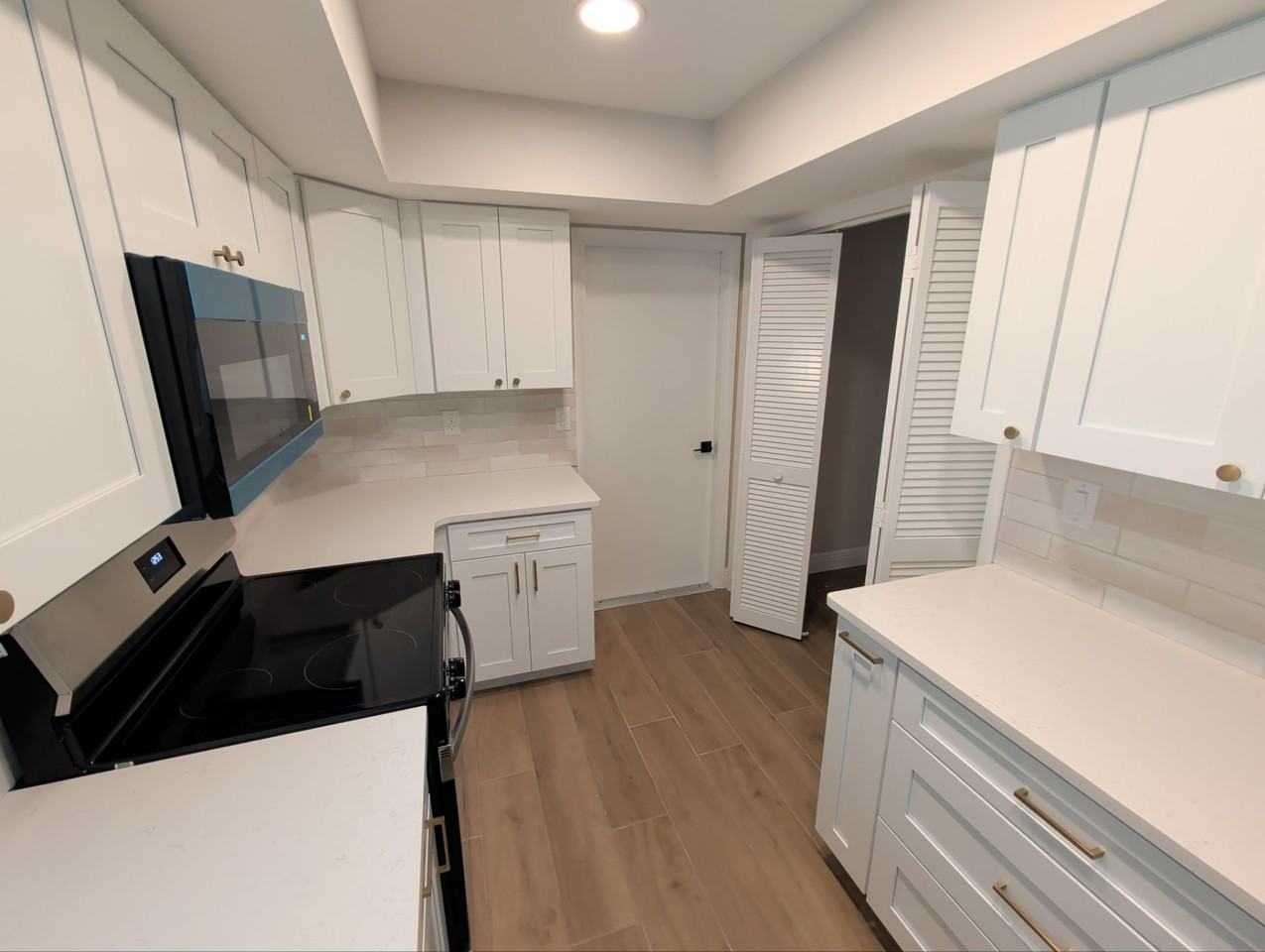 7 Chinaberry Cir - Photo 4 of 27