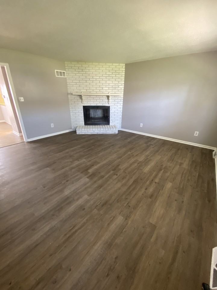 6241 E 127th St - Photo 2 of 19