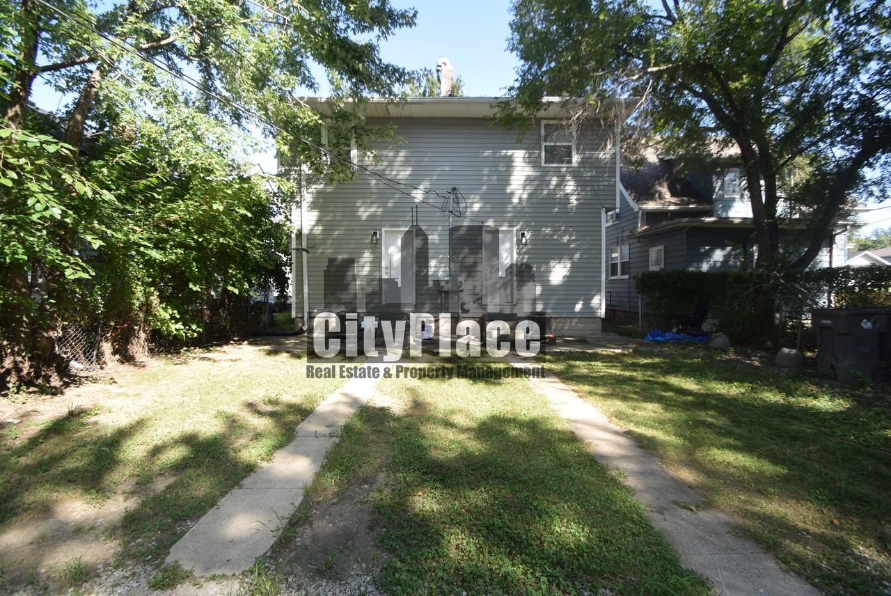 608 N Oakland Ave - Photo 5 of 24