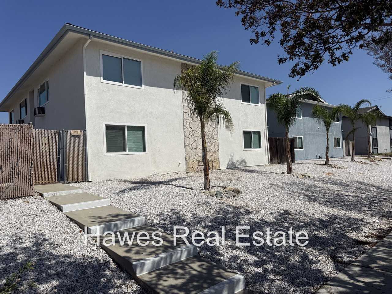 1241 Woodbury Ct - Photo 2 of 2