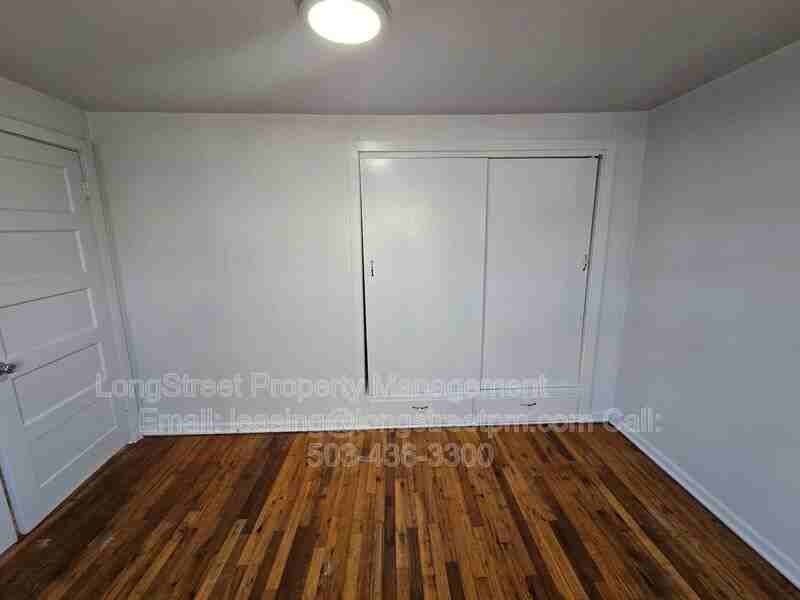350 Se Lilly Ave #2 - Photo 5 of 22