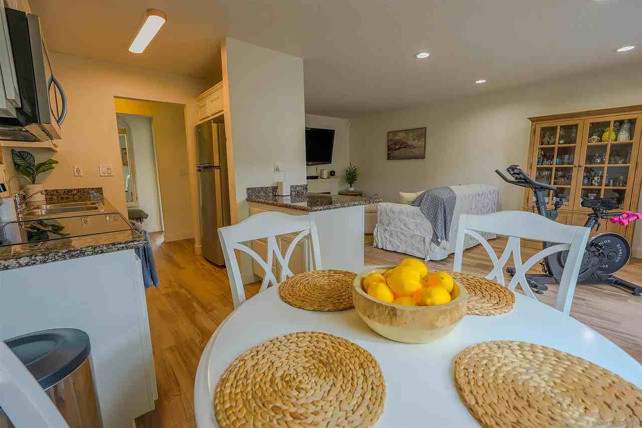 930 Peach Ave #2 - Photo 6 of 15