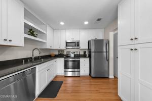 featured image of 348 Chestnut Hill Ct #23