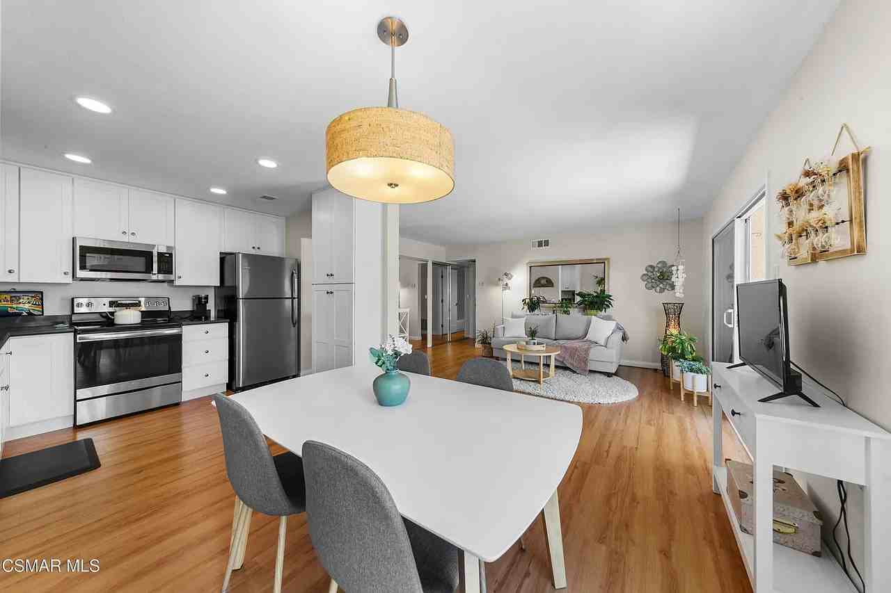 348 Chestnut Hill Ct #23 - Photo 5 of 26