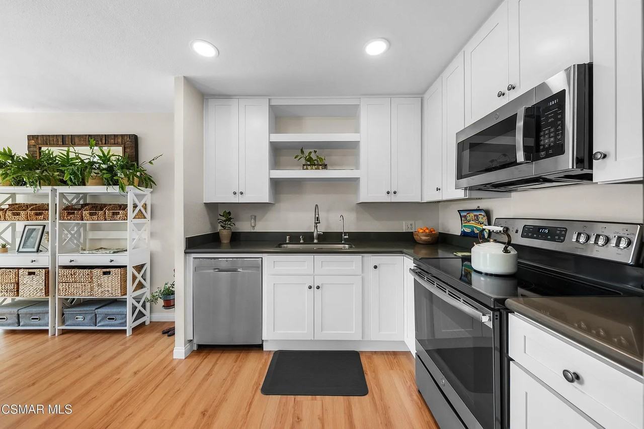 348 Chestnut Hill Ct #23 - Photo 7 of 26