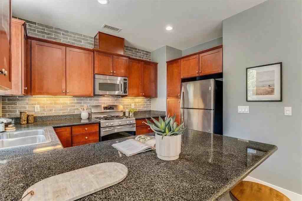 3591 Sacramento Dr #208 - Photo 6 of 22