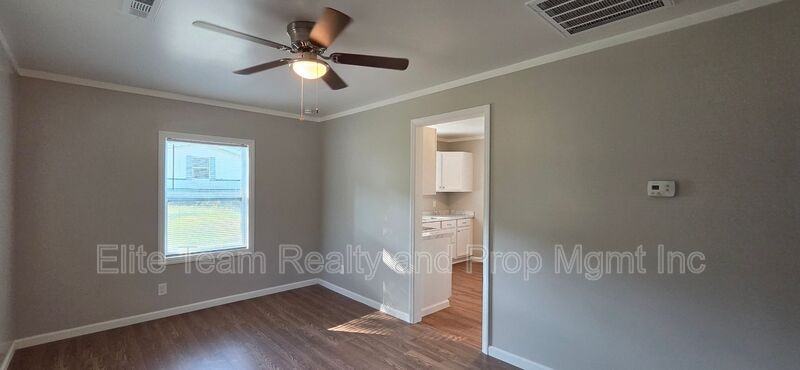 918 Mountain Crest Dr - Photo 6 of 16