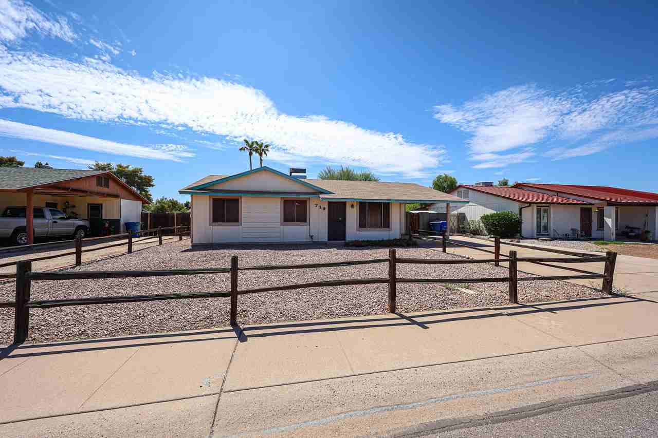 719 W Palomino Dr - Photo 4 of 50