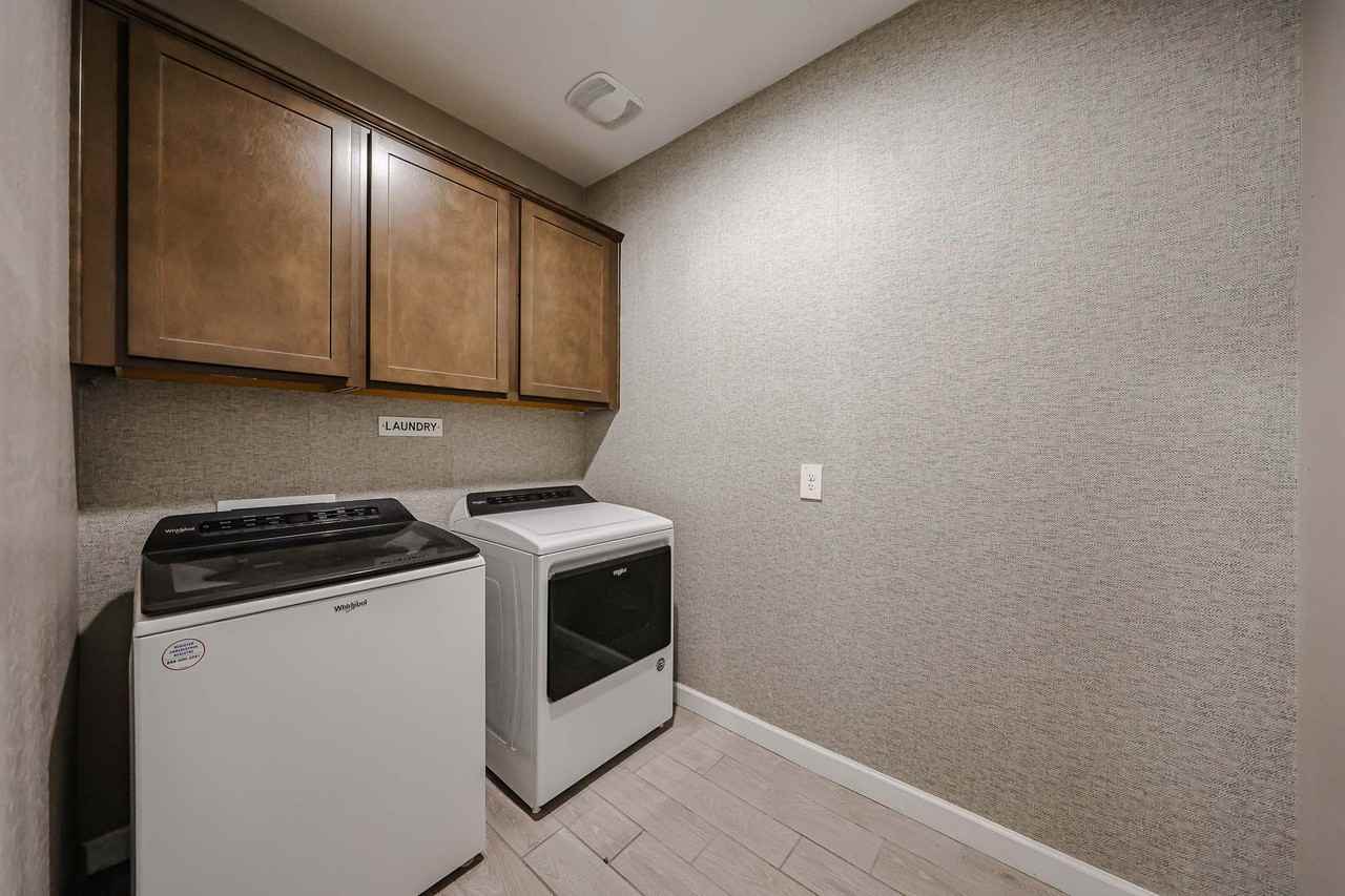 38017 W San Alvarez Ave - Photo 7 of 32