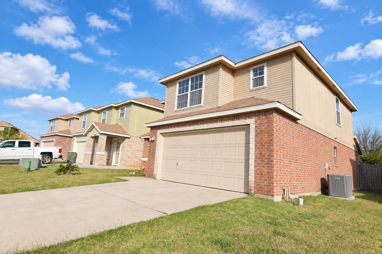 3501 Regency Ct - Photo 2 of 17