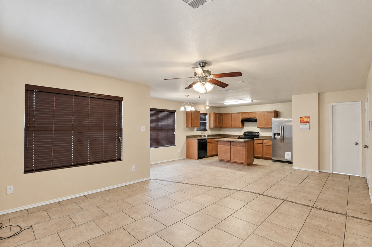 3501 Regency Ct - Photo 7 of 17