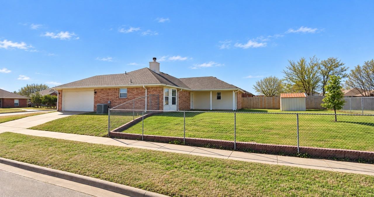 4301 Wade Dr - Photo 2 of 2