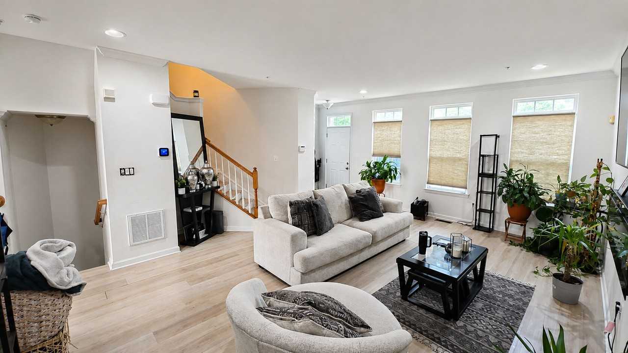 610 Chance Pl - Photo 2 of 26