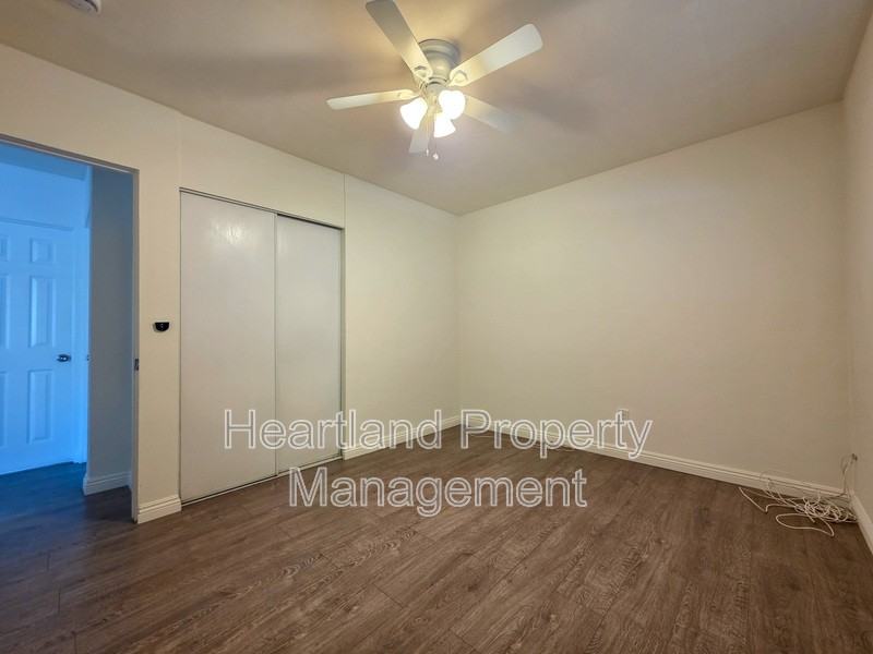 5367 Roswell St - Photo 2 of 6
