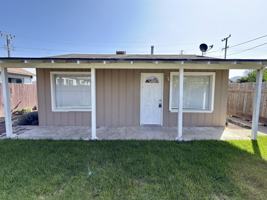 featured image of 222 1/2 N J St