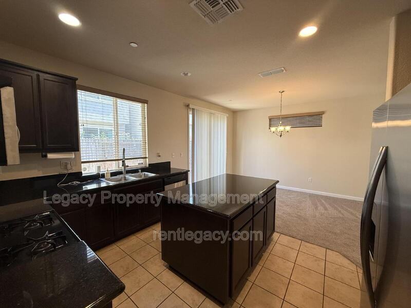 2486 Boxwood St - Photo 6 of 22